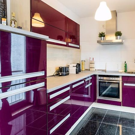 Homefy Oldtown Apartment - 6 People - 2 Bath - Balcony - Top Location Düsseldorf Zewnętrze zdjęcie