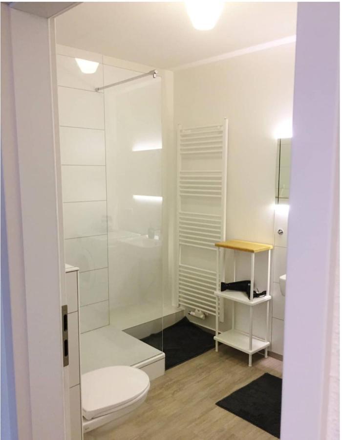 Homefy Oldtown Apartment - 6 People - 2 Bath - Balcony - Top Location Düsseldorf Zewnętrze zdjęcie