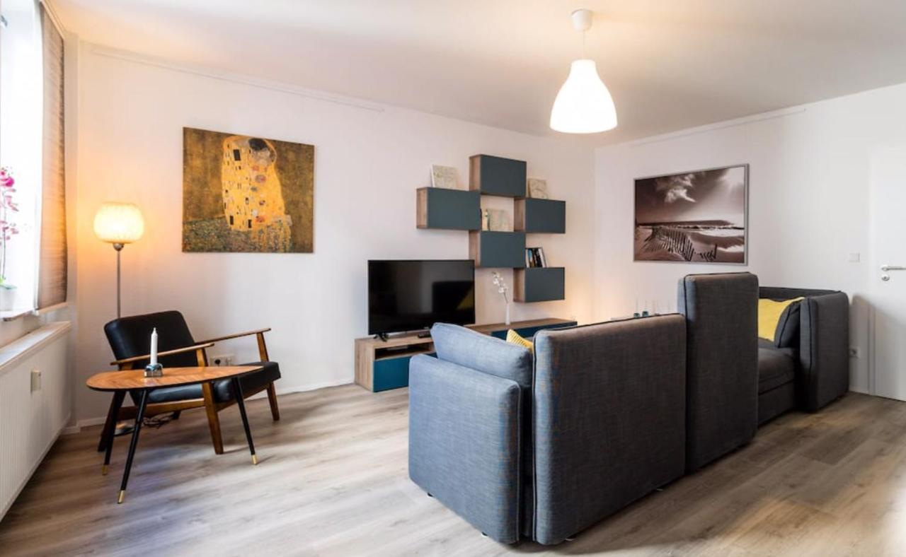 Homefy Oldtown Apartment - 6 People - 2 Bath - Balcony - Top Location Düsseldorf Zewnętrze zdjęcie